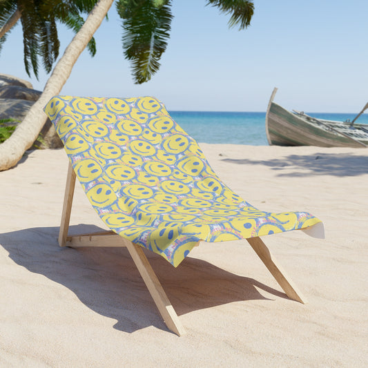 I'm So Happy Beach Towel